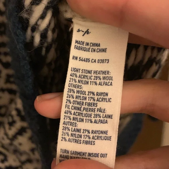 Y2K AEO Retro Fair Isle Sweater - Picture 5 of 6